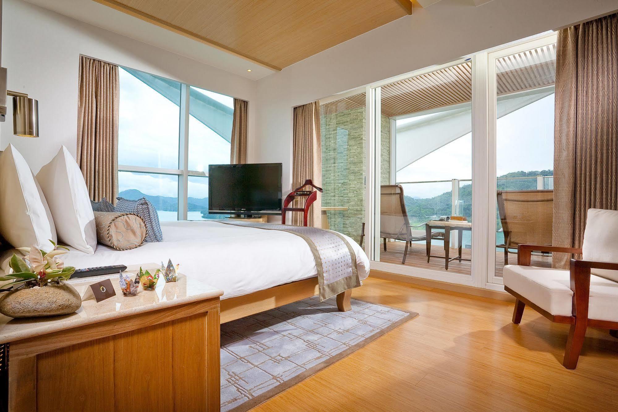 The Wen Wan Resort Sun Moon Lake Юйчи Экстерьер фото