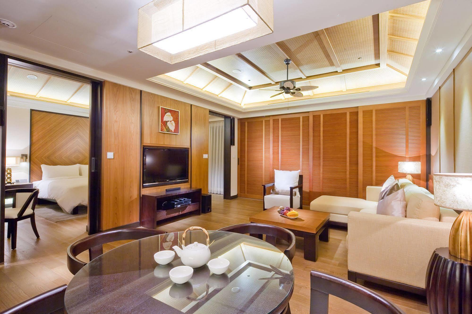 The Wen Wan Resort Sun Moon Lake Юйчи Экстерьер фото
